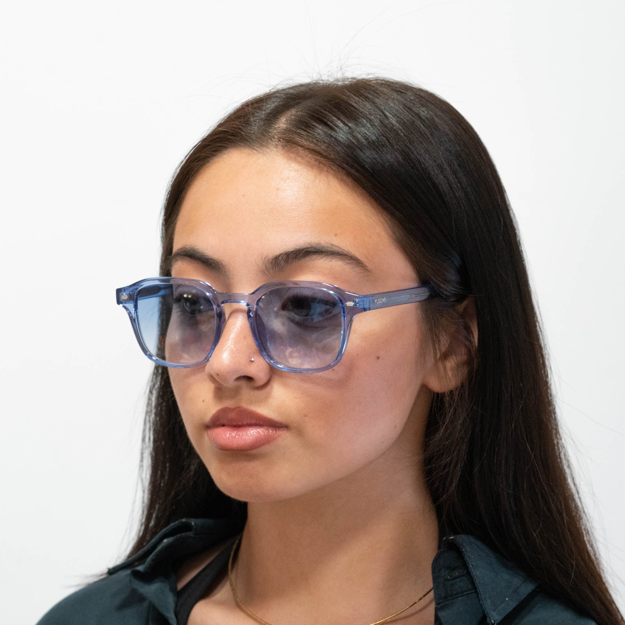 Lunettes de soleil Arthur transparente bleu verres carrés dégradés bleus mixte