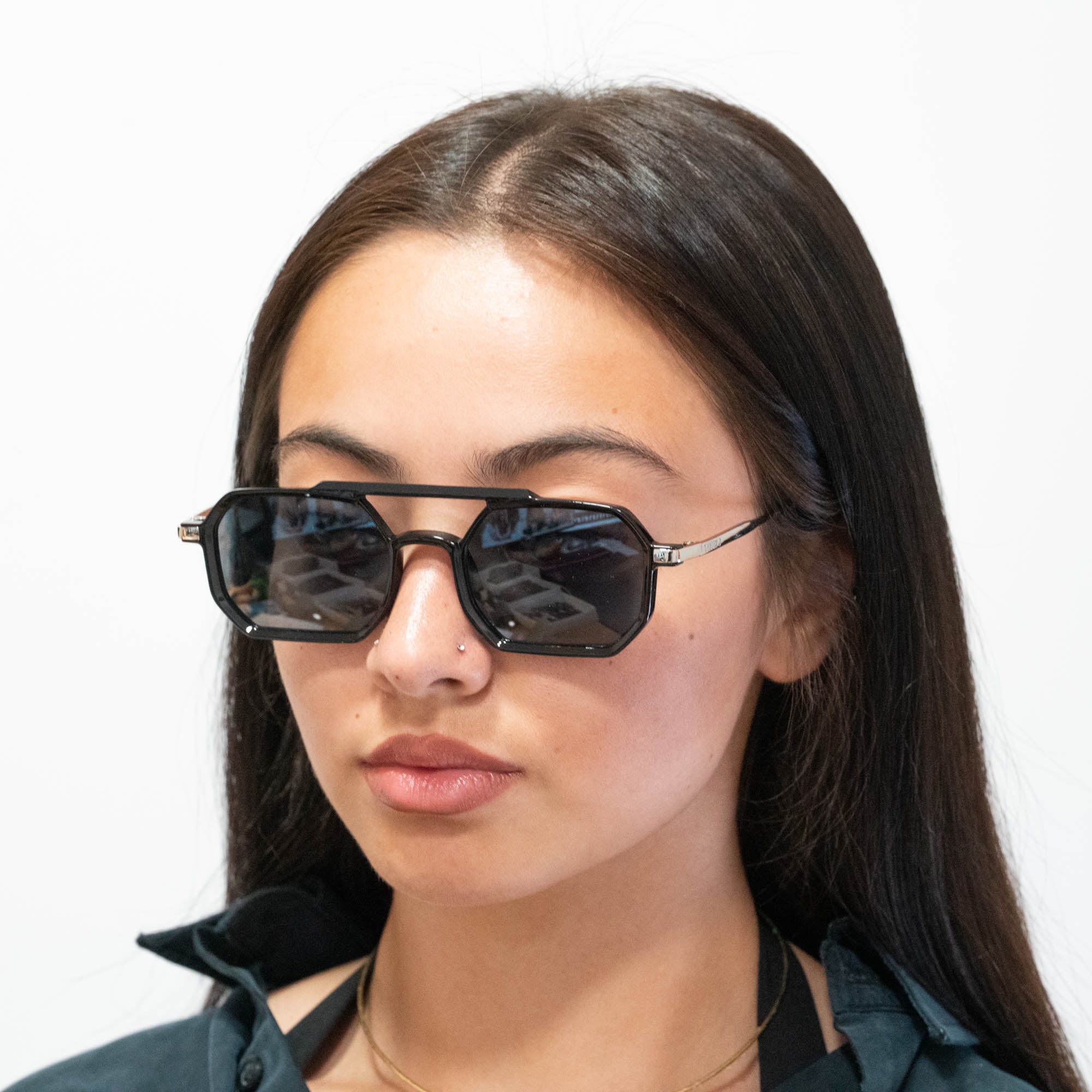 Lunettes de soleil Mia noir verres rectangles gris mixte