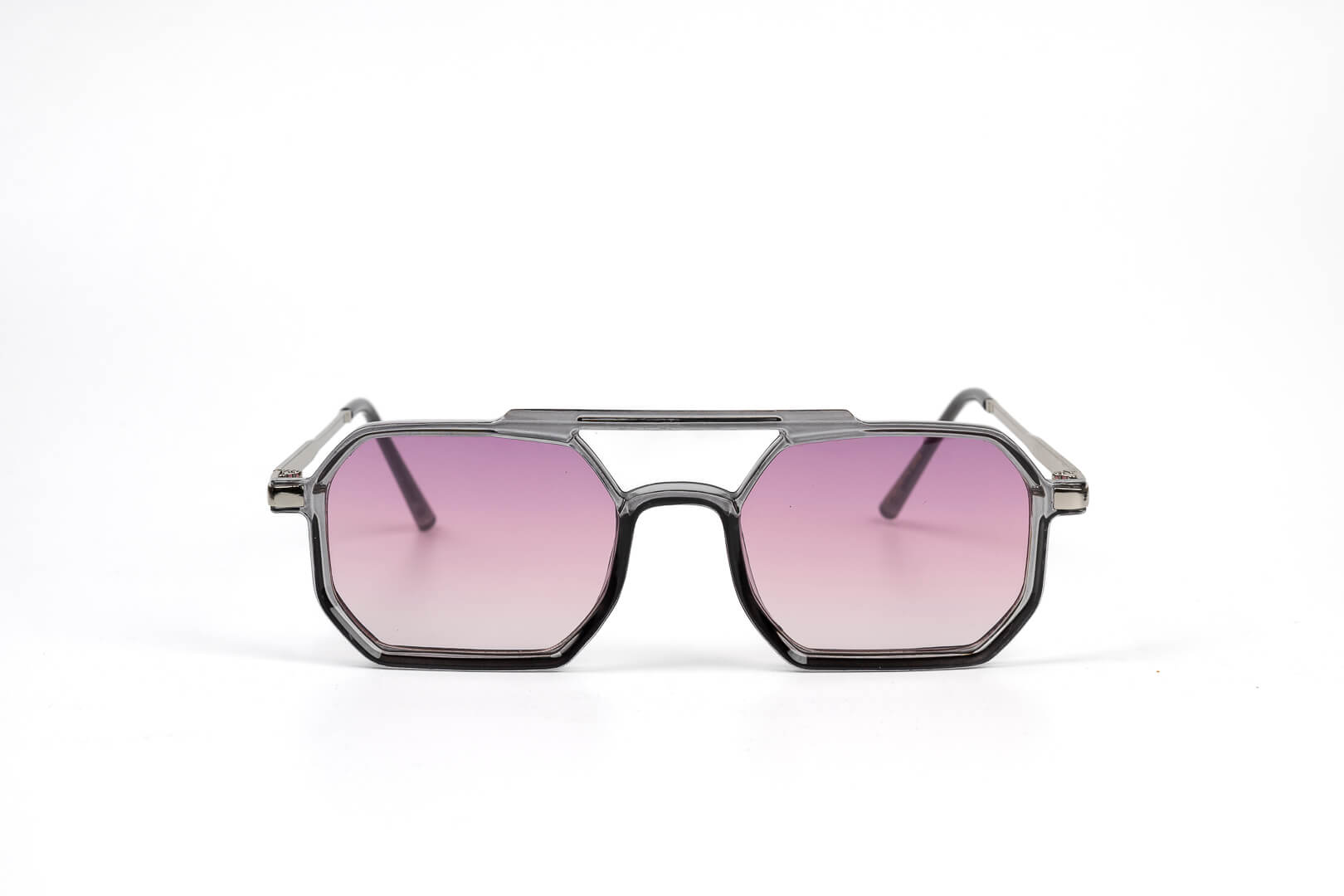 Mia grise verres roses