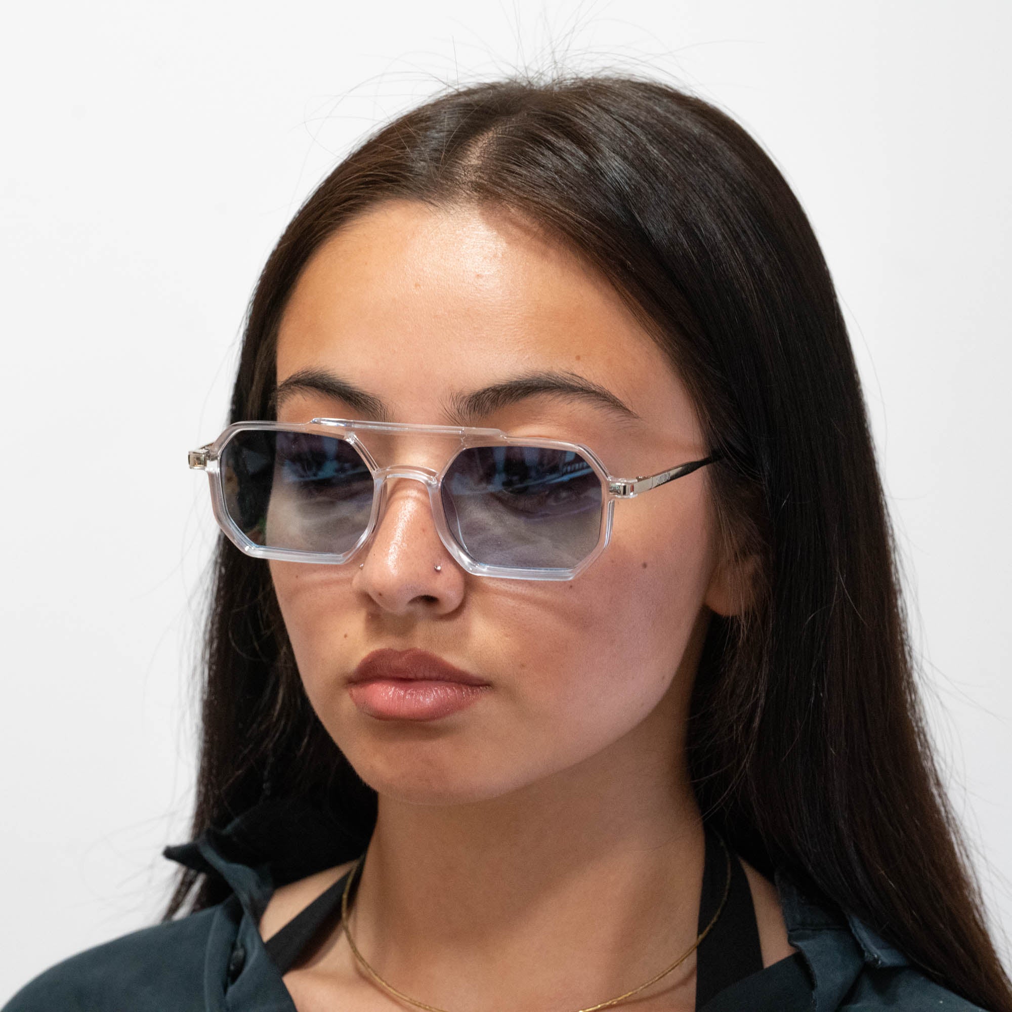 Lunettes de soleil Mia transparente verres rectangles dégradés bleus foncés mixte