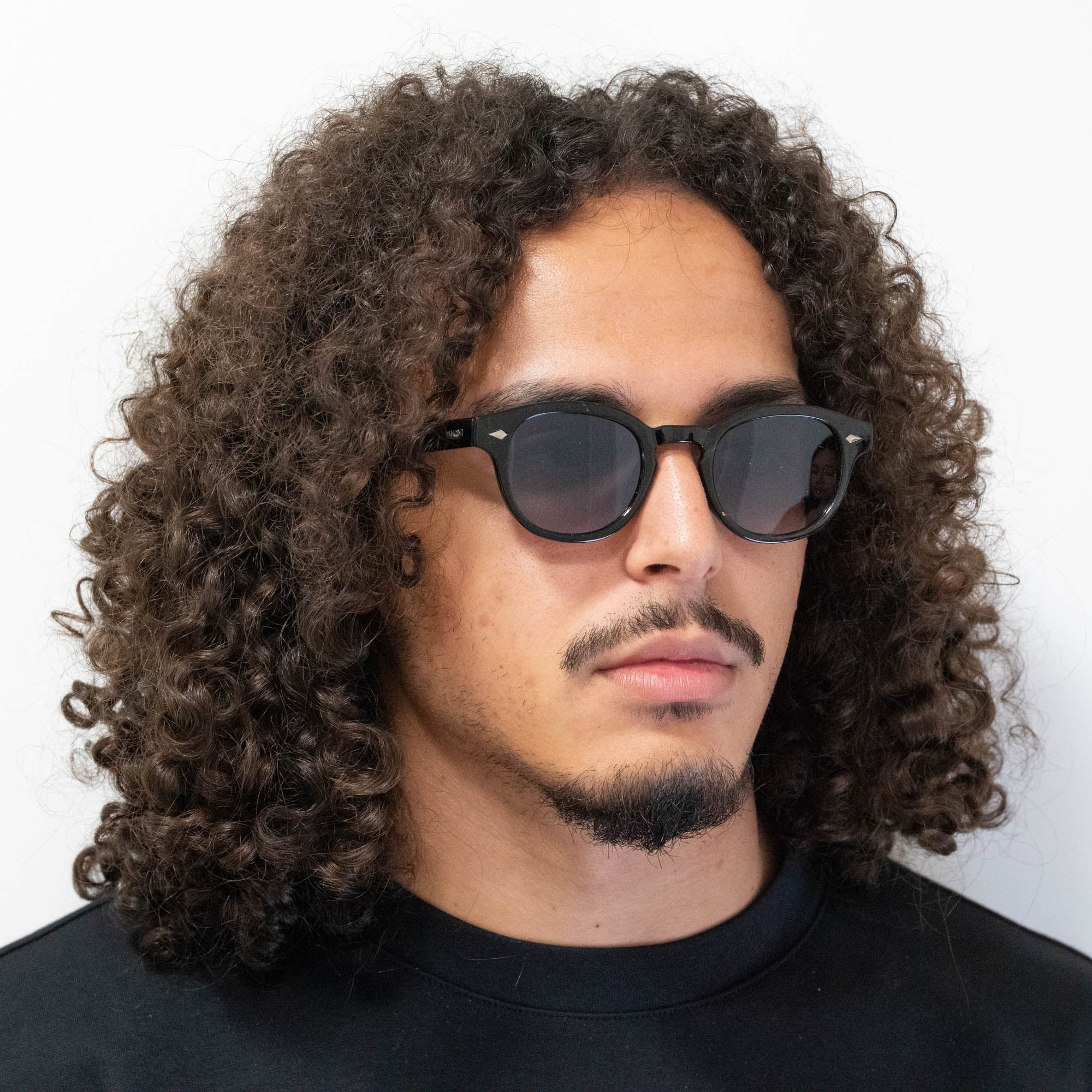Lunettes de soleil Albert noir verres carrés gris mixte