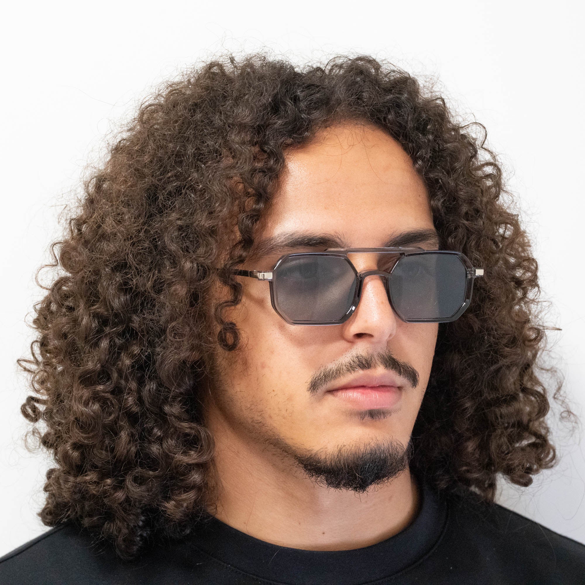 Lunettes de soleil Mia transparente noir verres rectangles gris mixte