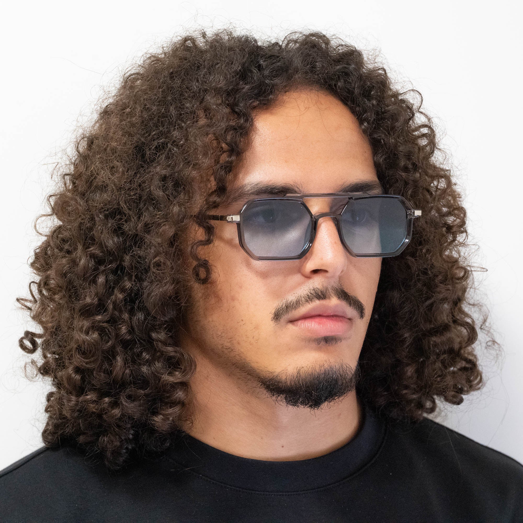 Lunettes de soleil Mia transparente noir verres rectangles dégradés bleus foncés mixte