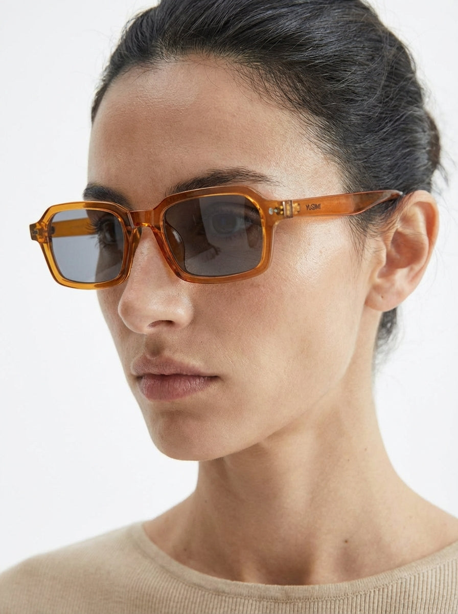 Riley orange-thumbmail-3