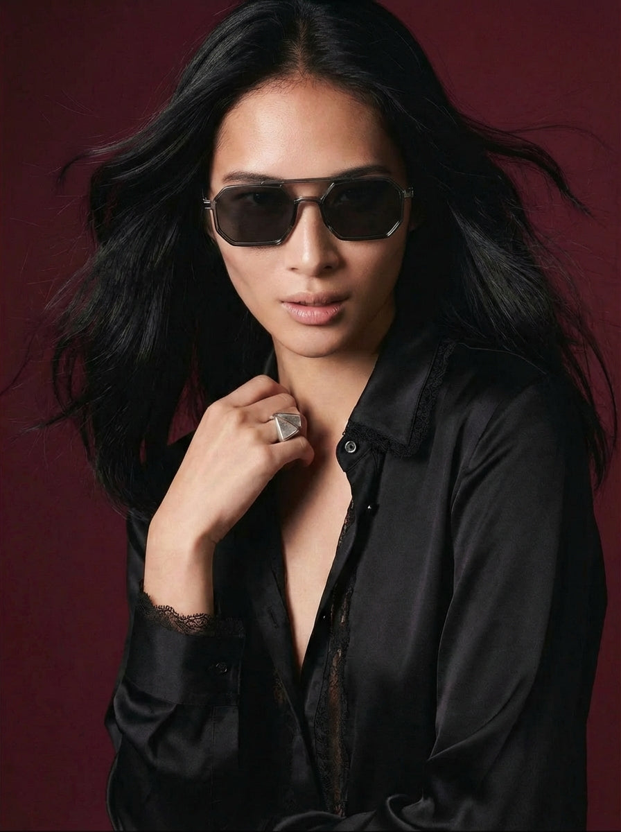 Black Mia-thumbmail-4